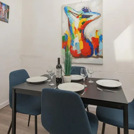 Stylish 2 Bedroom Centre With Terrace And Views * Valletta