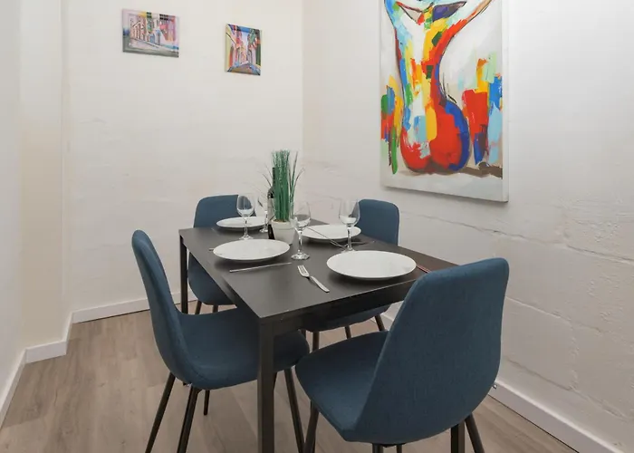 Stylish 2 Bedroom Centre With Terrace And Views Apartment